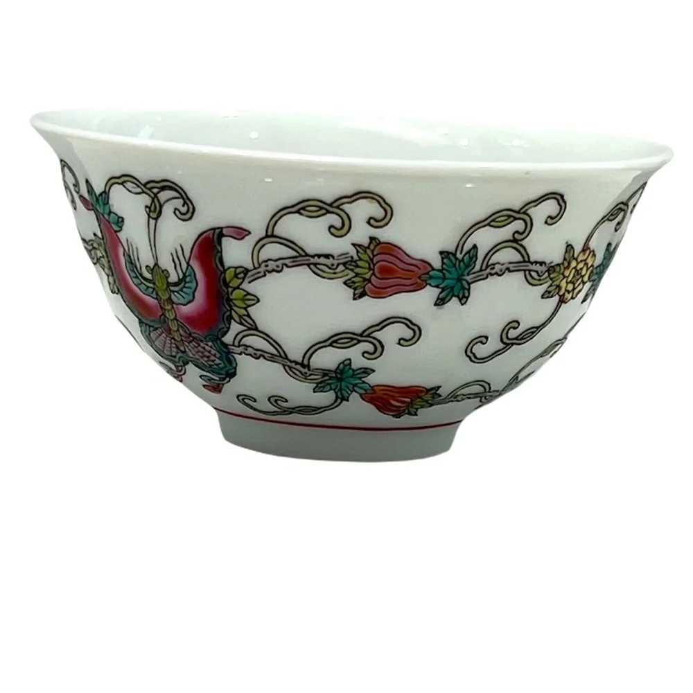 VINTAGE 1960s PORCELAIN CHINESE RICE BOWL WITH FLOWERS AND BUTTERFLIES